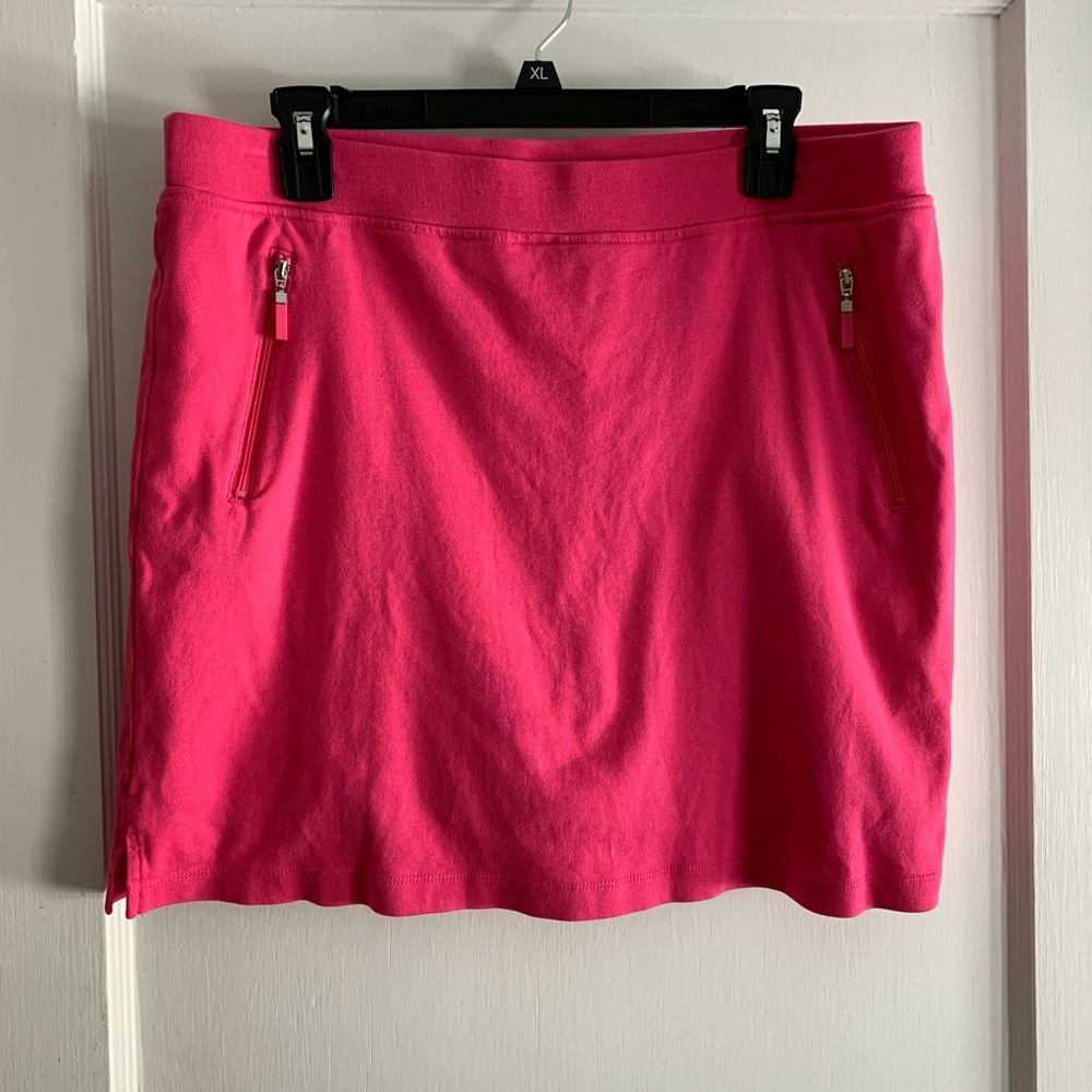 🌸 SKORT. Hot pink!